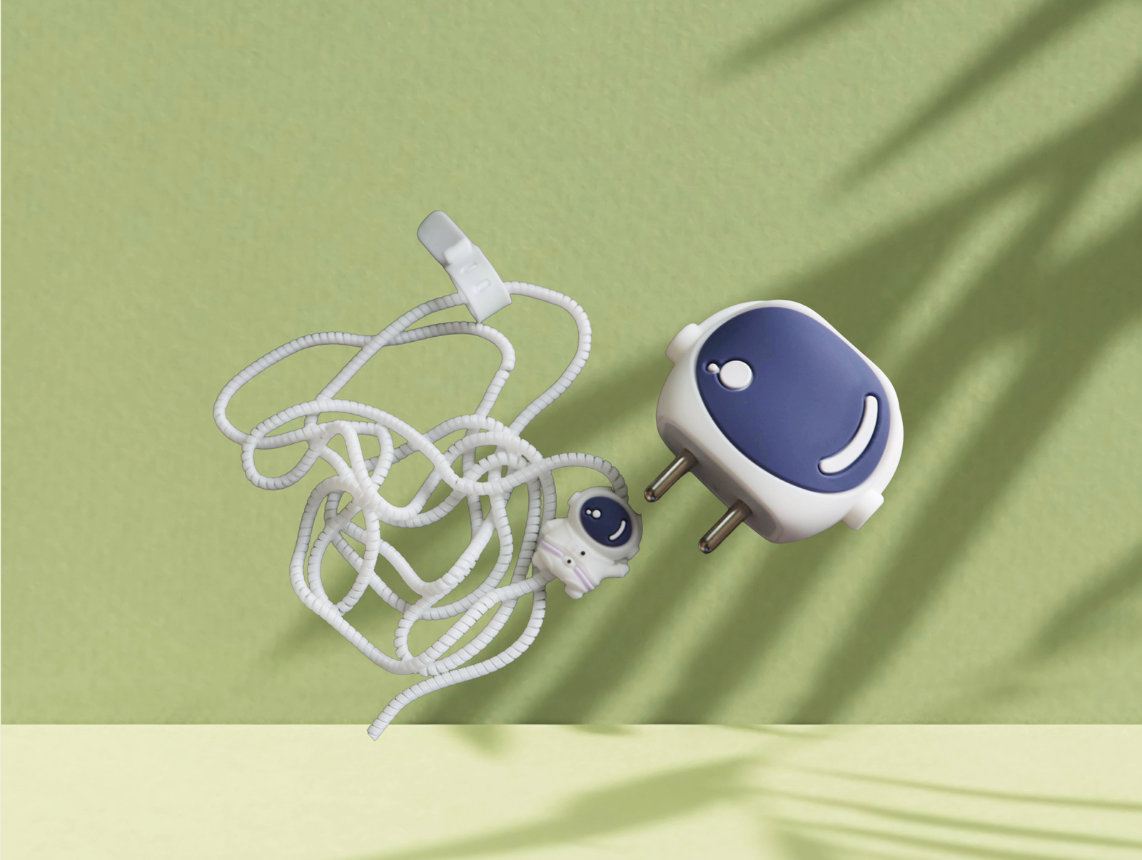 Astronaut Protective Charger Case